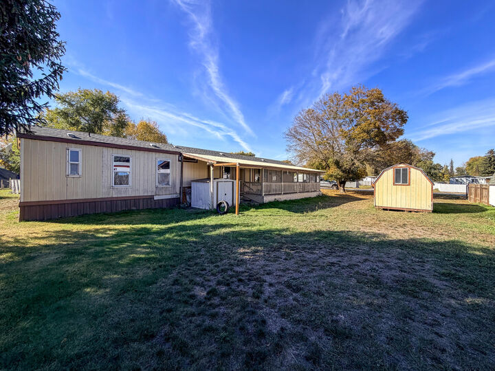 Property Photo: 686 Old Arden Hwy WA 99114