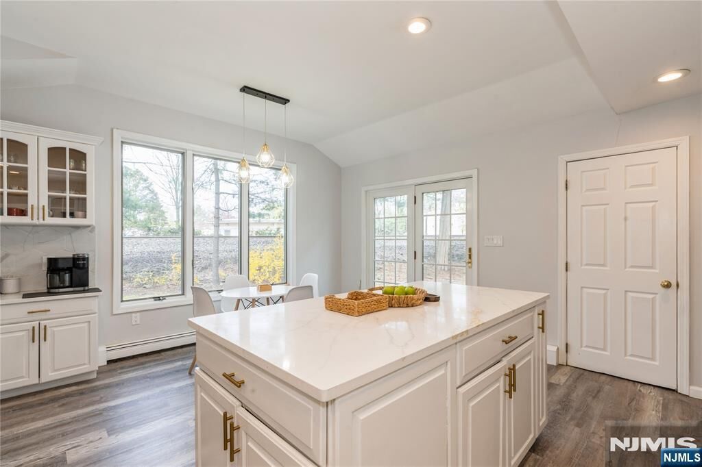 Property Photo:  62 Valley Road  NJ 07452 