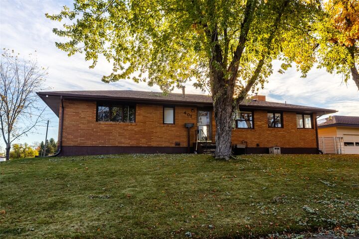 Property Photo: 401 53rd Street S MT 59405