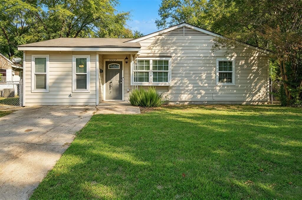 Property Photo: 2527 Talco Drive TX 75241