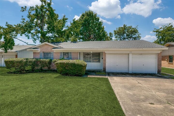 Property Photo:  519 Salem Drive  TX 75080 