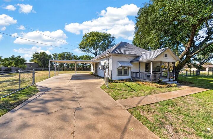 Property Photo:  17781 Fm 3080  TX 75147 
