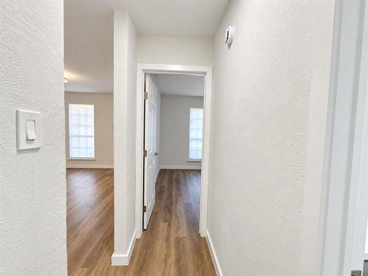 Property Photo:  1000 Mary Street  TX 76010 