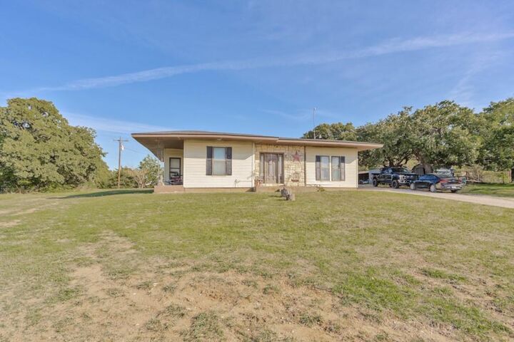 Property Photo: 335 Chaparral Road TX 76230