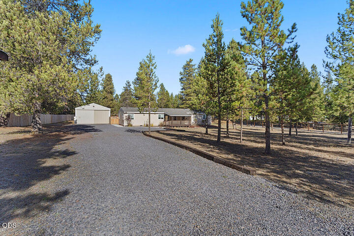 Property Photo:  16122 Twin Drive  OR 97739 