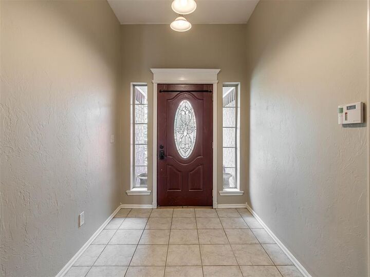 Property Photo: 1085 Pioneer Road OK 73089