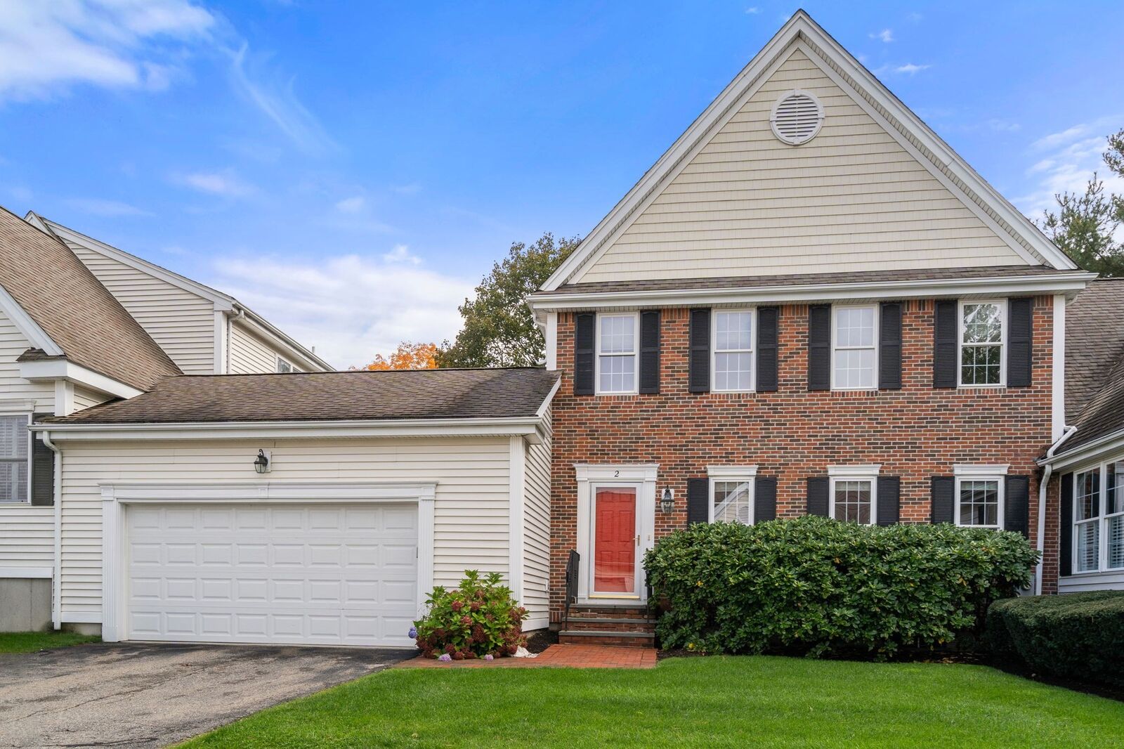 Property Photo:  2 Turtlebrook Way 2  MA 02052 