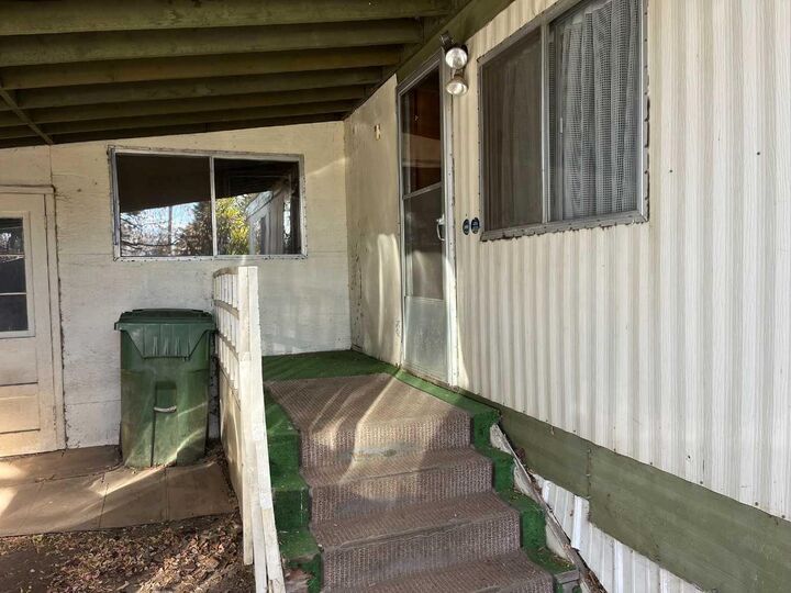 Property Photo: 5024 59 Avenue AB T0B 4N0