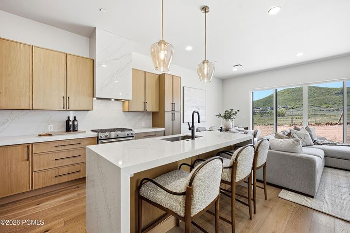 Property Photo: 2470 Big Willow Trail 501 UT 84060