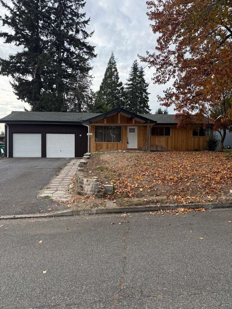 Property Photo:  2125  Elm Street SE  WA 98092 