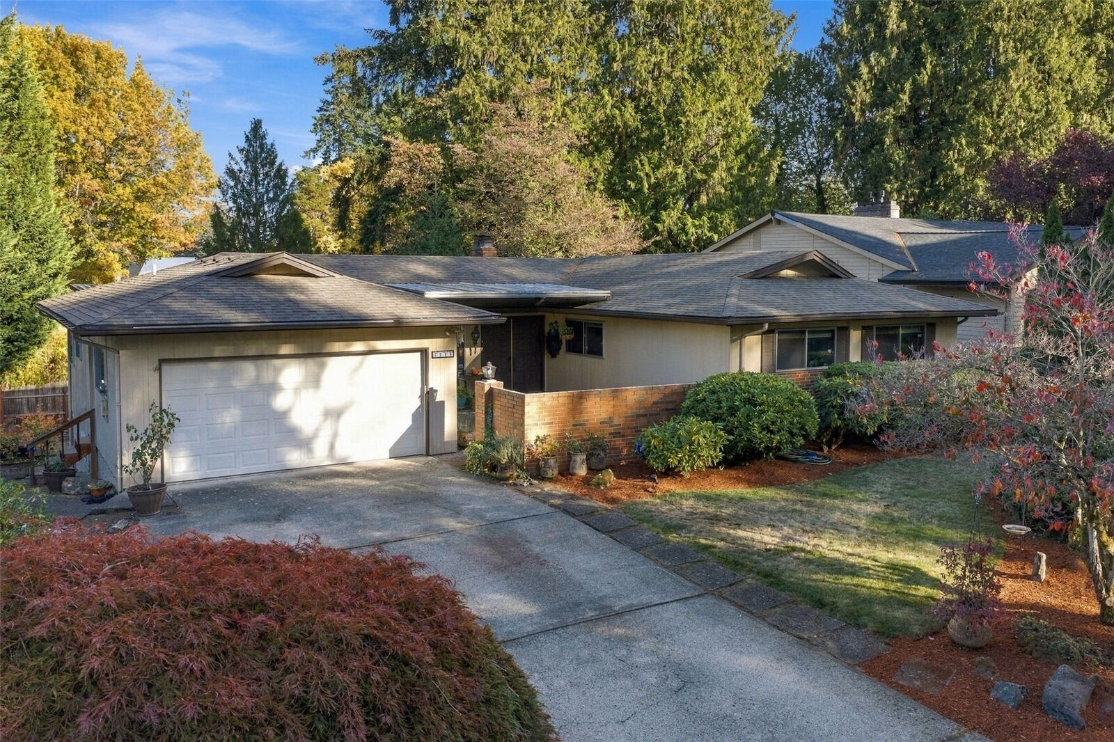 Property Photo:  7111 NE 74th Avenue  WA 98662 