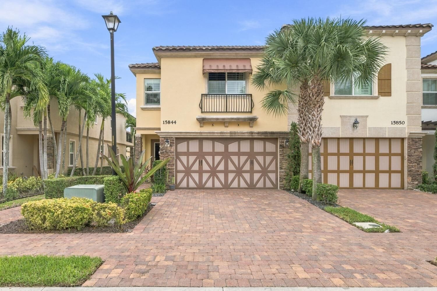 Property Photo:  15844 Binks Pointe Terrace  FL 33414 