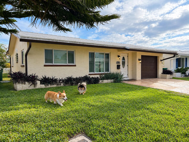 Property Photo: 5006 NW 51st Court FL 33319