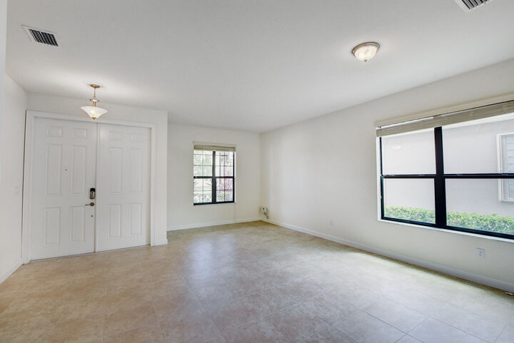 Property Photo:  8979 Gulf Run Way  FL 33467 