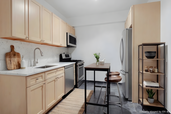 Property Photo:  170 W 23rd Street 6H  NY 10011 