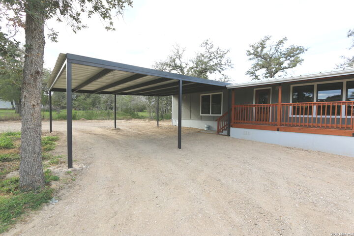 Property Photo:  146 Hickory Run  TX 78121 