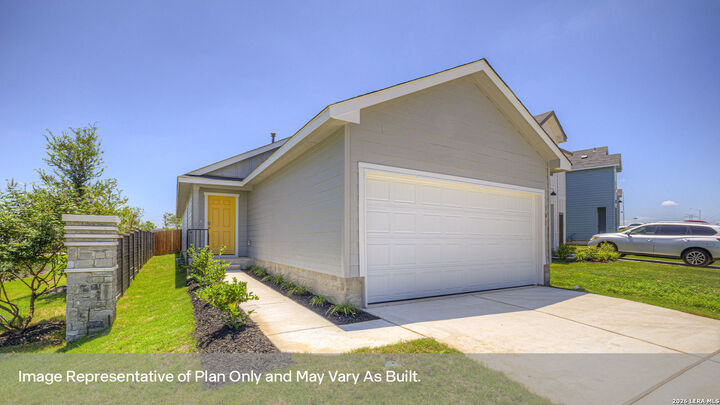 Property Photo: 212 Kendall Lane TX 78656