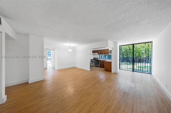 Property Photo: 17021 N Bay Rd 101 FL 33160