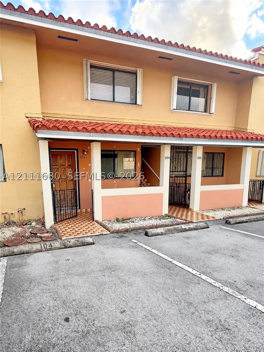 Property Photo:  2740 W 63rd St 104  FL 33016 