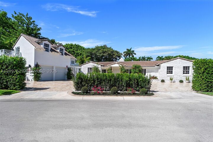 Property Photo: 4700 Lake Rd FL 33137