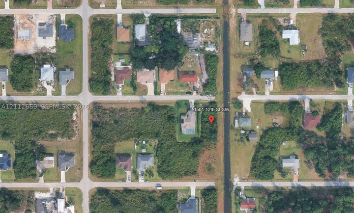 Property Photo: 3501 12 Street SW FL 33976