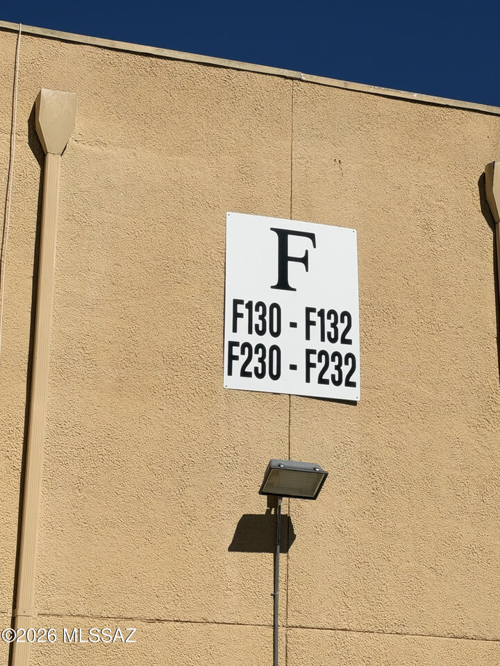 Property Photo:  1620 N Wilmot Road Unit F230  AZ 85712 