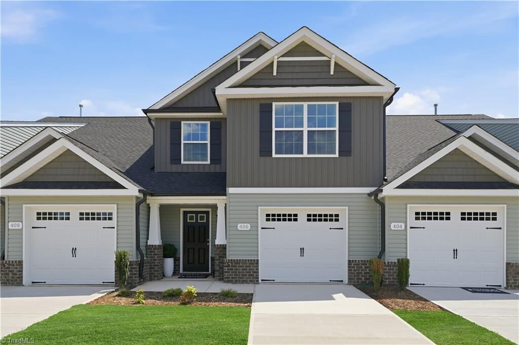 Property Photo: 510 Mountain Pine Avenue NC 27249