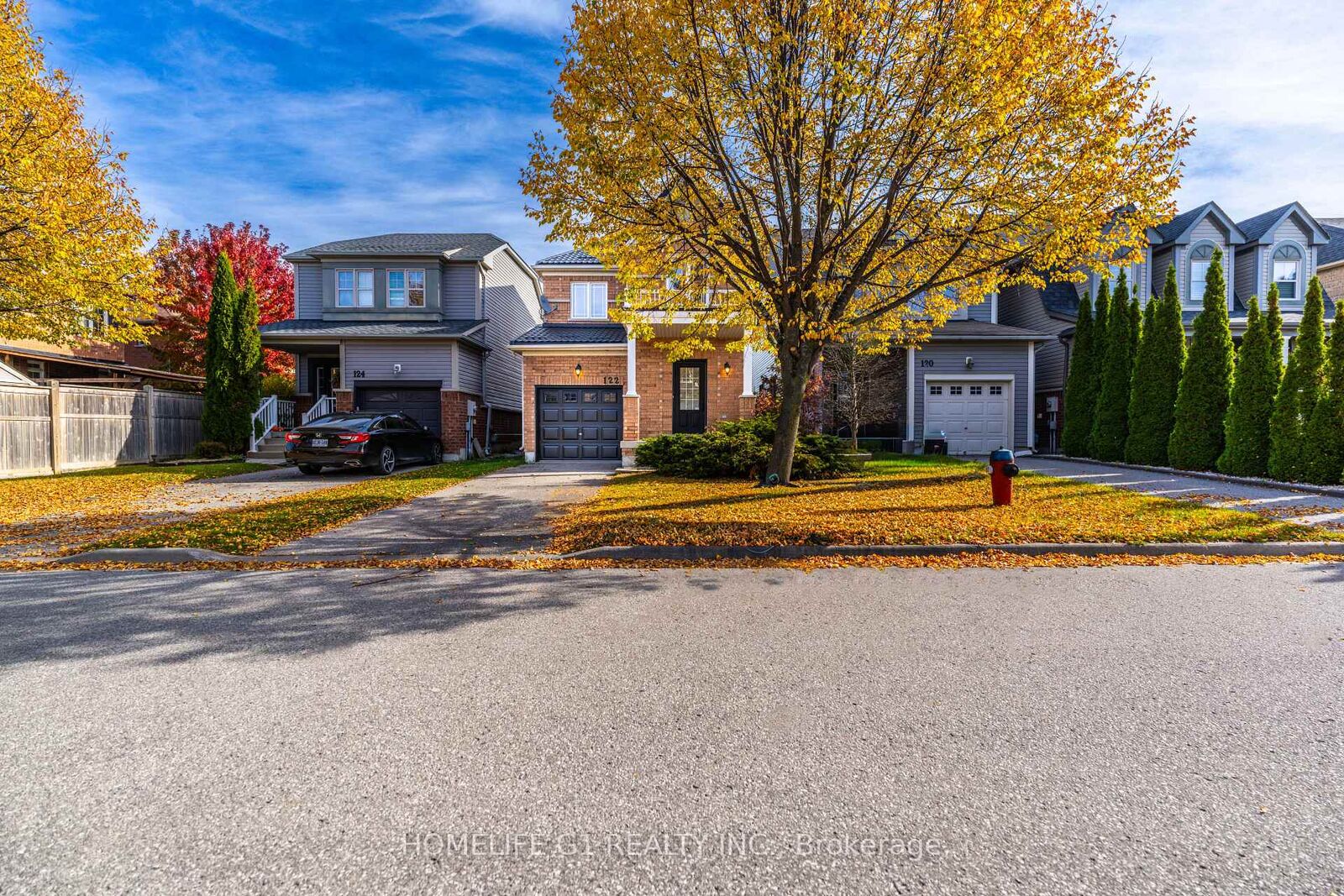 Property Photo:  122 Gwillimbury Drive  ON L3Z 0B3 