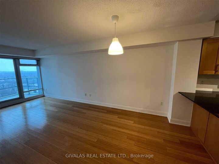 Property Photo:  2181 Yonge Street 2412  ON M4S 3H7 