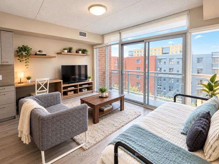 Property Photo:  308 Lester Street W 619  ON N2L 3W6 