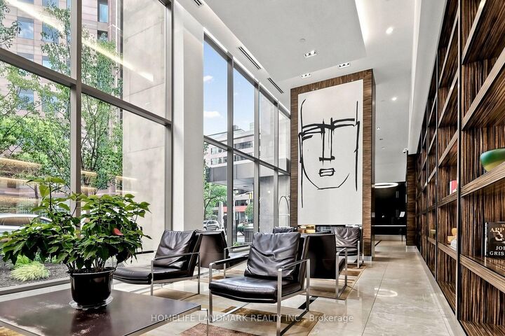 Property Photo: 38 Grenville Street 1508 ON M4Y 1A5