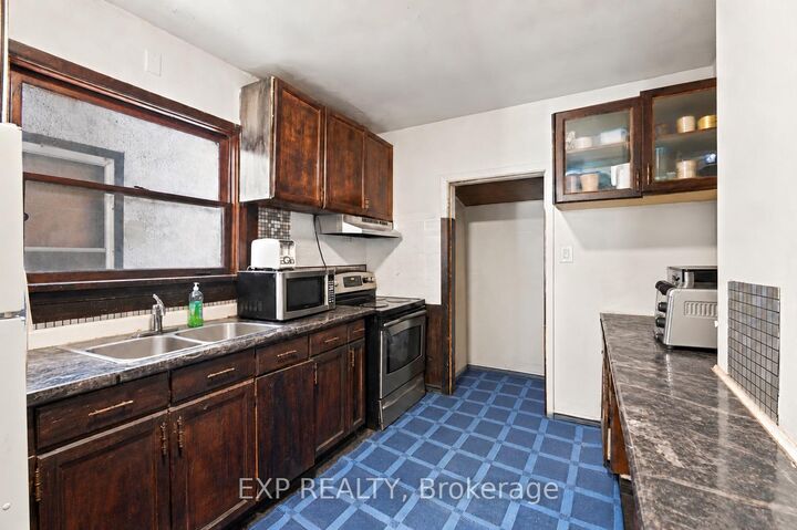 Property Photo:  4548 Victoria Avenue  ON L2E 4B6 