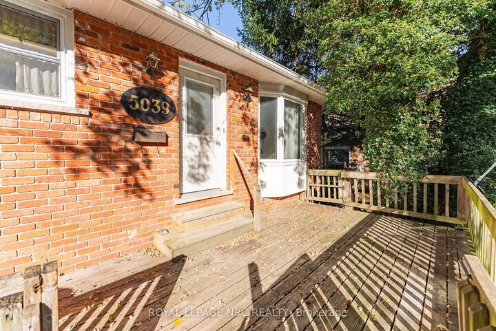 Property Photo: 5039 Albert Street ON L0R 1B0