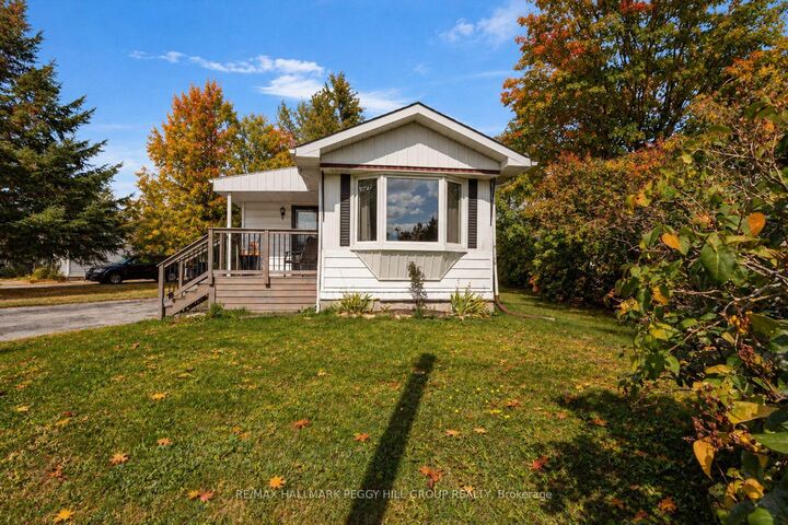 Property Photo: 17 Balantrae Drive ON L3V 0P9