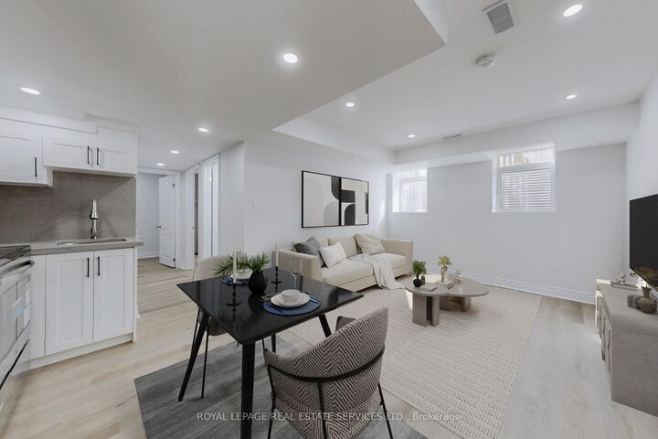 Property Photo:  1388 Sycamore Garden Basement A  ON L9E 1R3 