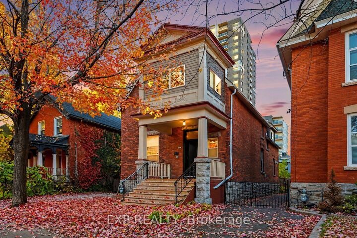 Property Photo:  419 Besserer Street A  ON K1N 6B9 