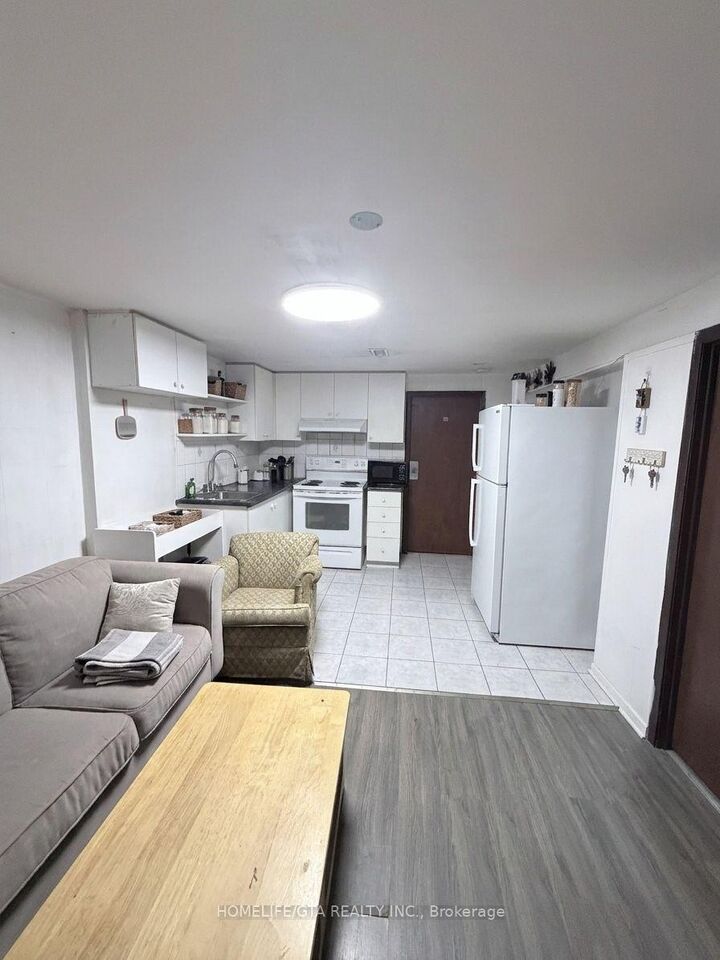 Property Photo:  126 Painted Post Drive Basement #1  ON M1H 1T5 