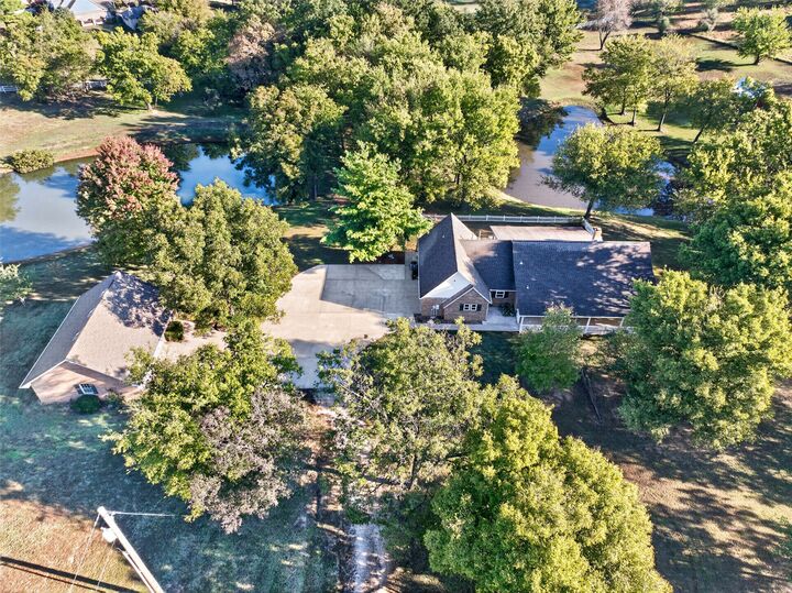 Property Photo:  11961 S 305th East Avenue  OK 74429 
