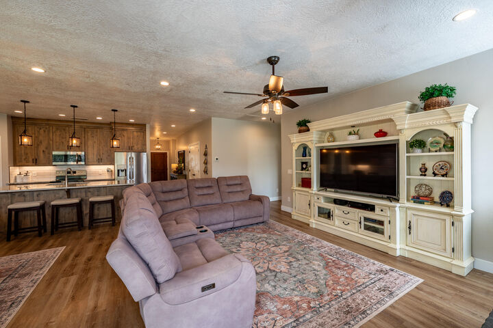 Property Photo:  115 S Terry Parkway  UT 84781 