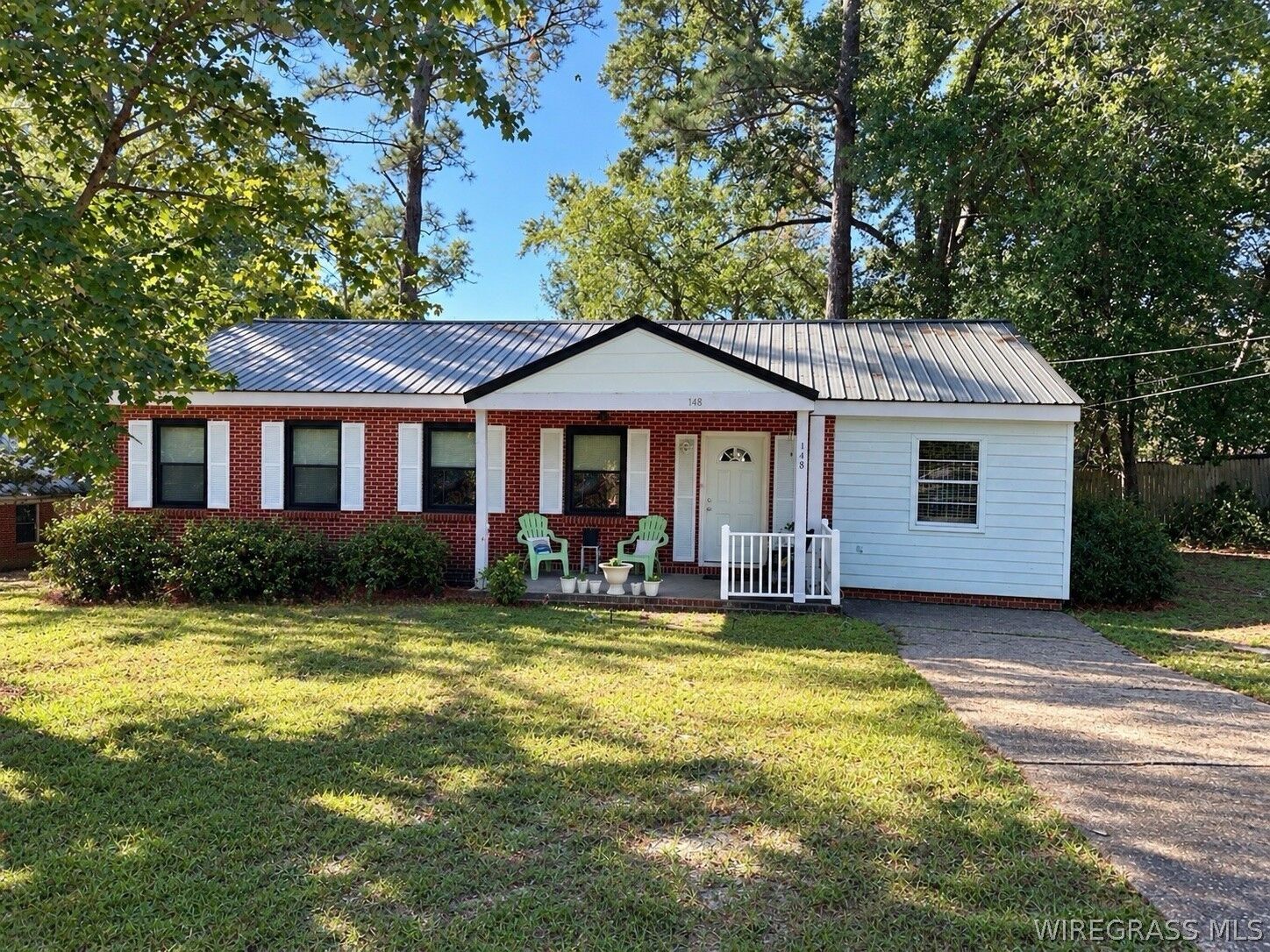 Property Photo: 148 Hall Drive AL 36360