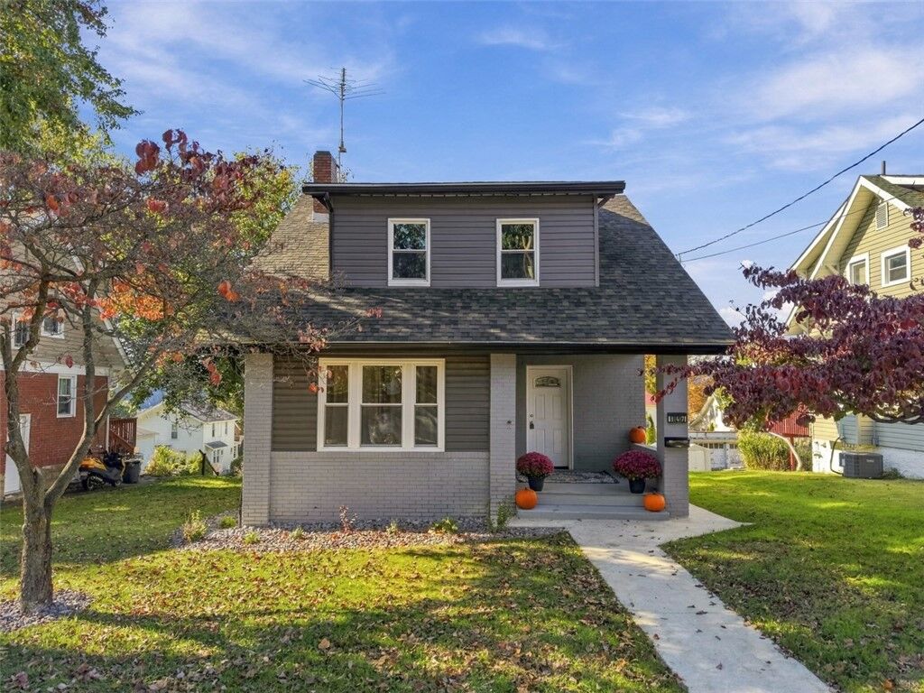 Property Photo:  347 Pershing Dr  PA 15068 