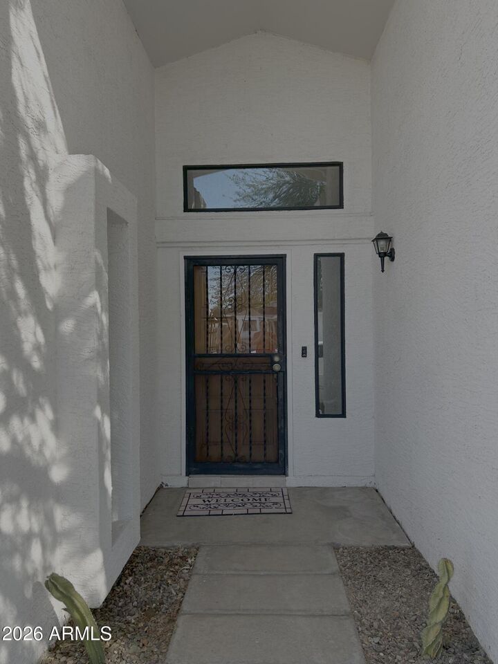 Property Photo: 506 W Fellars Drive AZ 85023