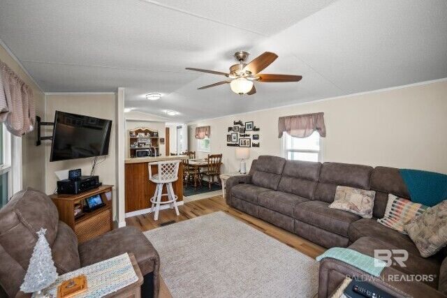 Property Photo: 1926 Ridgewood Drive AL 36549