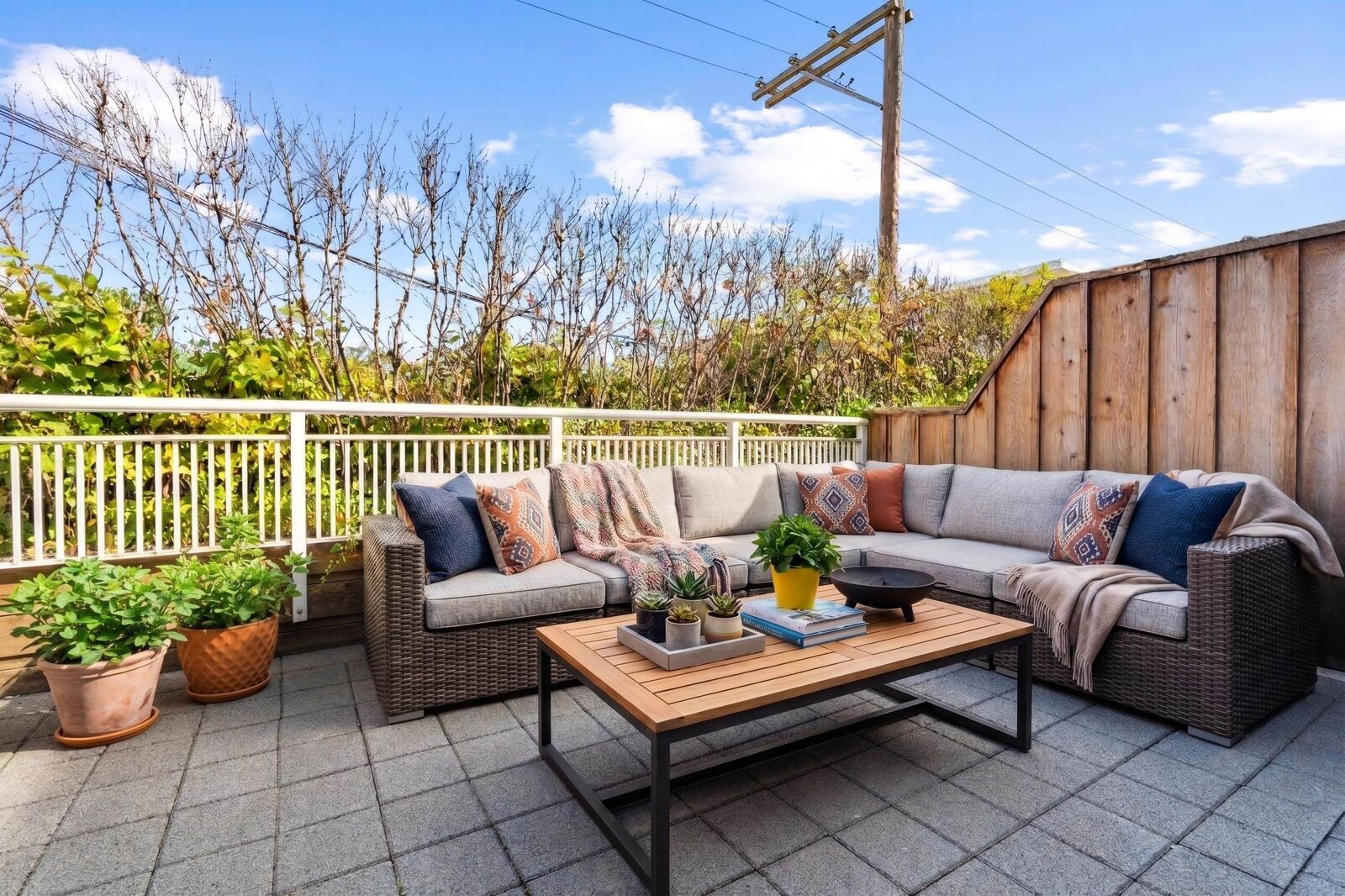 Property Photo:  5790 East Boulevard 330  BC V6M 4M4 