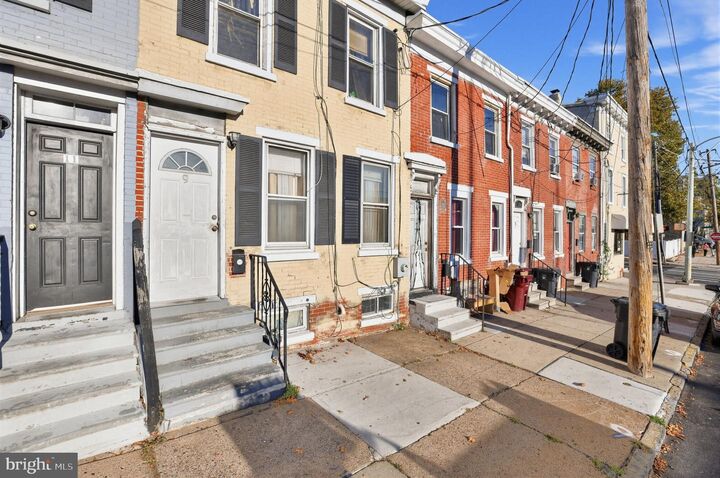 Property Photo:  9 S Jackson Street  DE 19805 