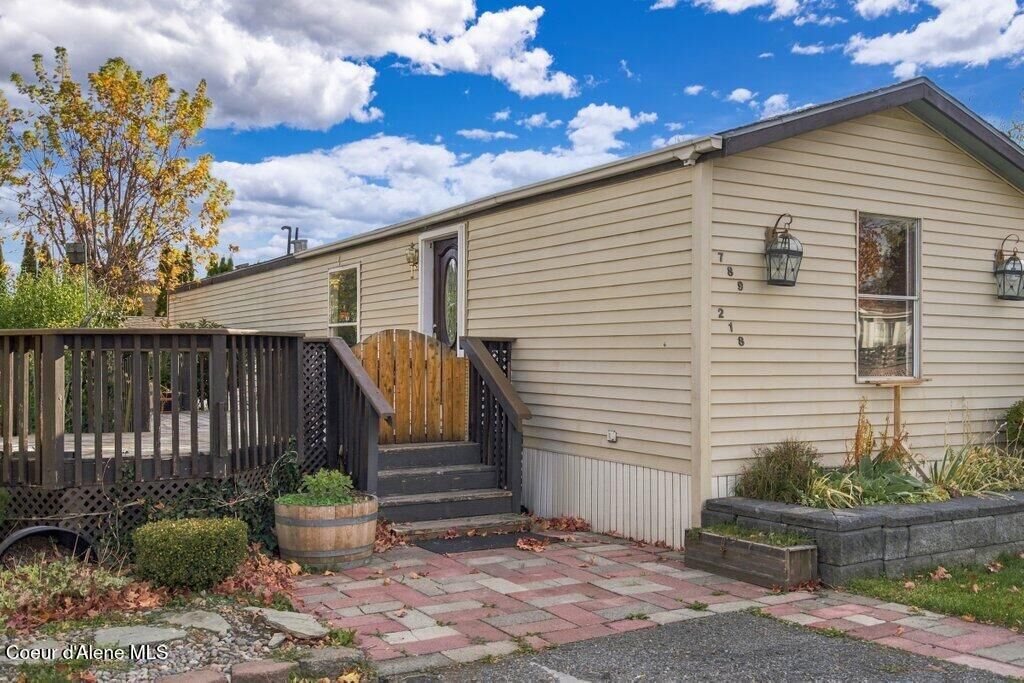 Property Photo:  789 N Lancelot Ln  ID 83854 