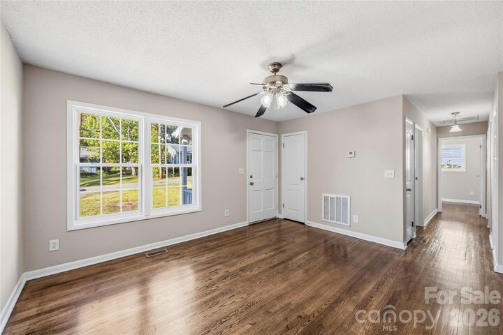 Property Photo:  211 Morris Street  NC 28086 