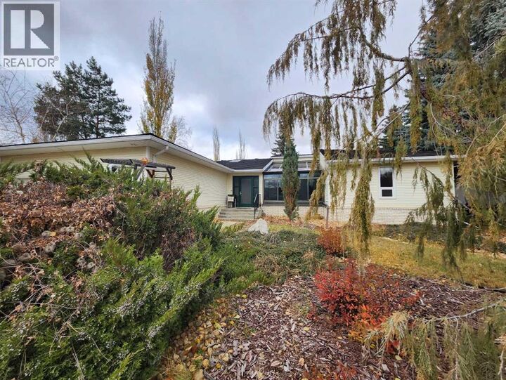 Property Photo:  1172 200 Newcastle Place  AB T0J 0Y2 