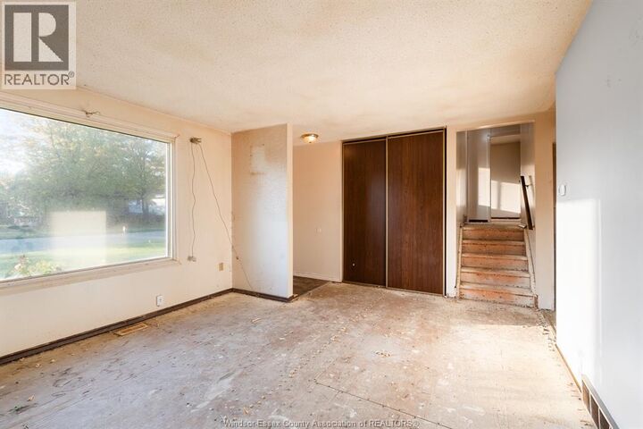 Property Photo:  271 Brien Avenue West  ON N8M 2Z4 