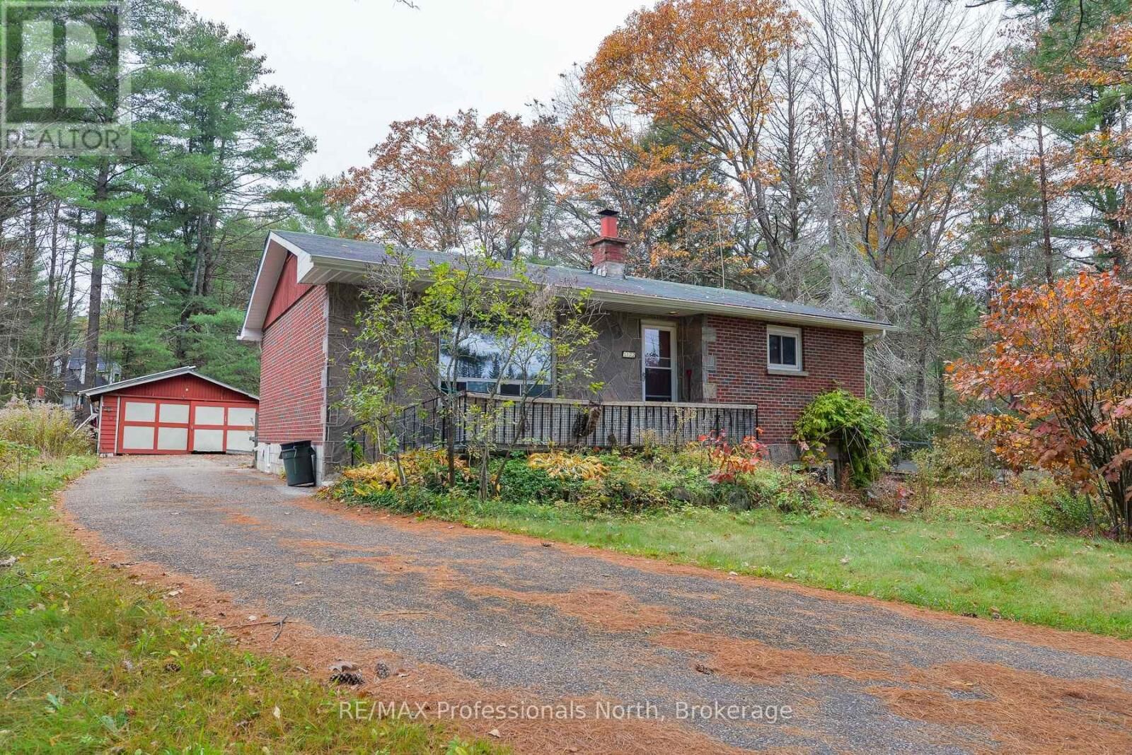 Property Photo:  1172 Manitoba Street  ON P1L 1W9 